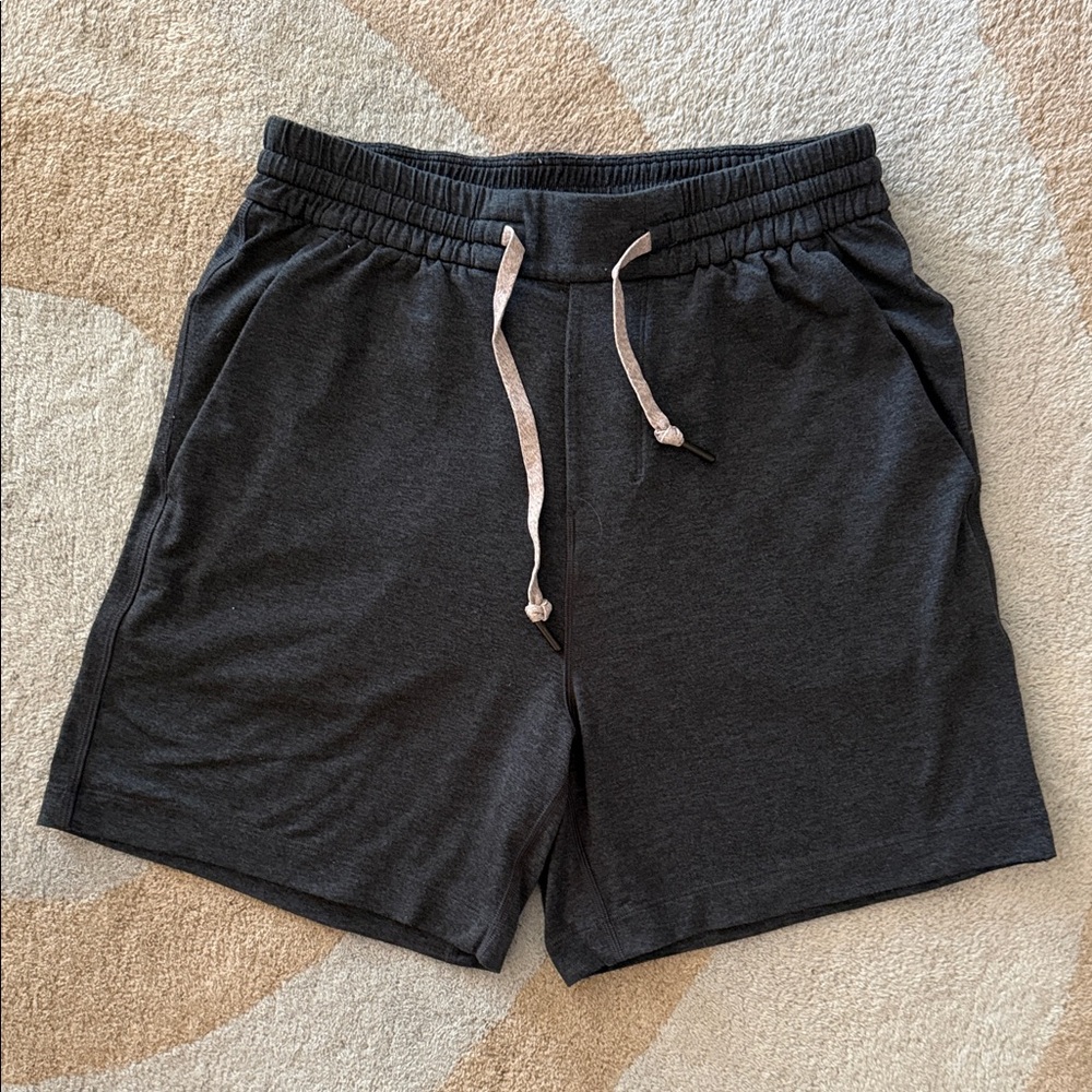 Men’s lululemon athletica Dark Blue Heather Jersey Athletic Shorts size XS